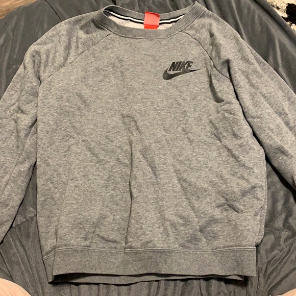 Nike Crewneck - Picture 1 of 1